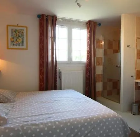 Les De La Maison Bleue D'estialescq Apartment