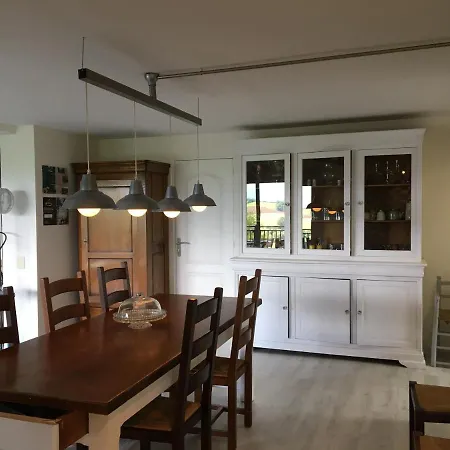 Les De La Maison Bleue D'estialescq * Estialescq