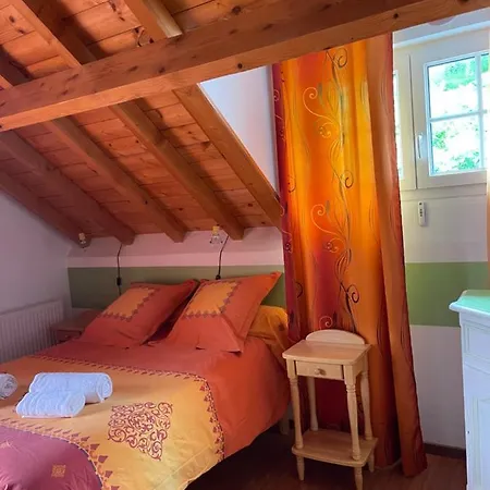 Les De La Maison Bleue D'estialescq Apartamento *