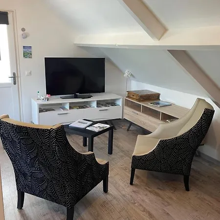 Lejlighed Les De La Maison Bleue D'estialescq *