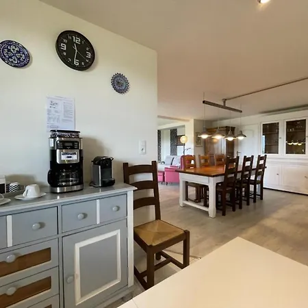 Les De La Maison Bleue D'estialescq Estialescq