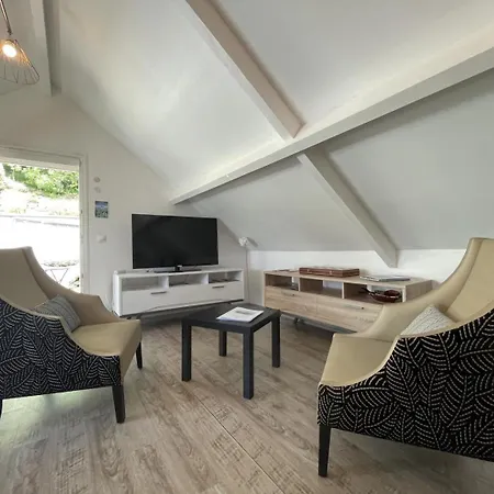 Les De La Maison Bleue D'estialescq Apartment Estialescq
