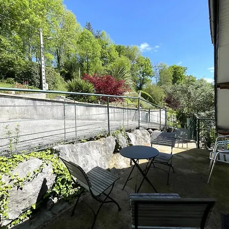 Apartment Les De La Maison Bleue D'estialescq