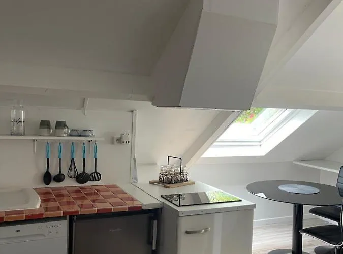 Les De La Maison Bleue D'estialescq Lägenhet