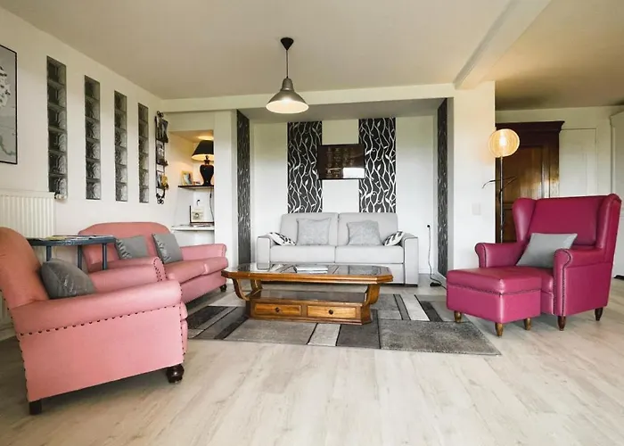 Les De La Maison Bleue D'estialescq Lägenhet Estialescq