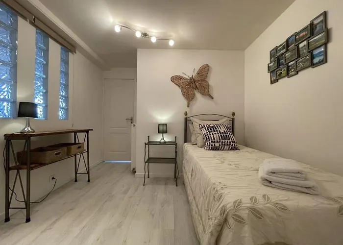 Les De La Maison Bleue D'estialescq Estialescq