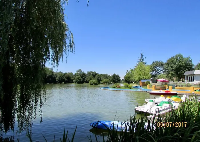 Lägenhet Les De La Maison Bleue D'estialescq *